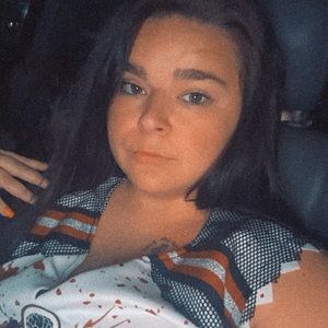 Meet your Posher, Monica